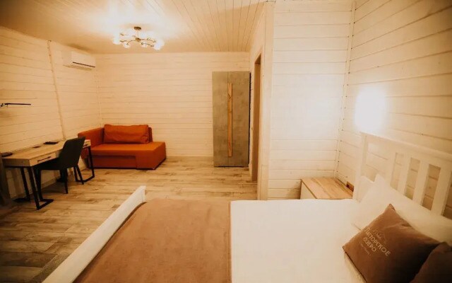 Pastorskoe Lake Holiday Park