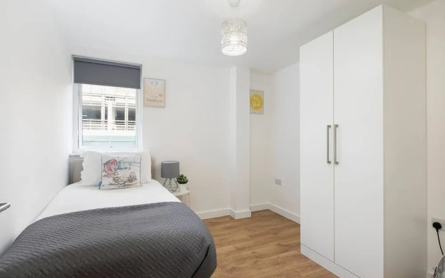 Skyvillion - Huge 4bed Apartment Wbalcony - Parking