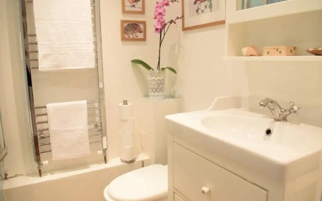 Bright 1 Bedroom Flat in Finsbury Park