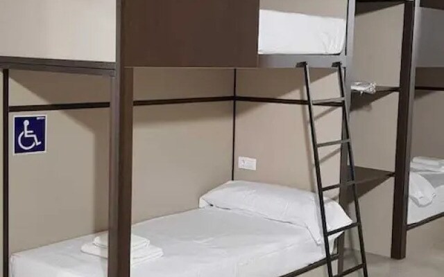Hostel Metropolitano CC