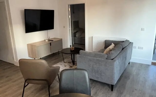 Immaculate 2-bed Apartment in London