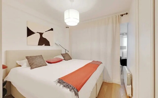 Beautiful Apartment 2br/6p - Eiffel Tower