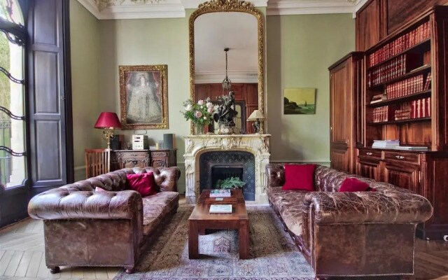 Luxury apartment - garden access Monceau