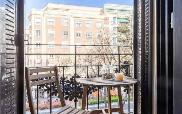 Sevilla - 4 Bedrooms in Trafalgar