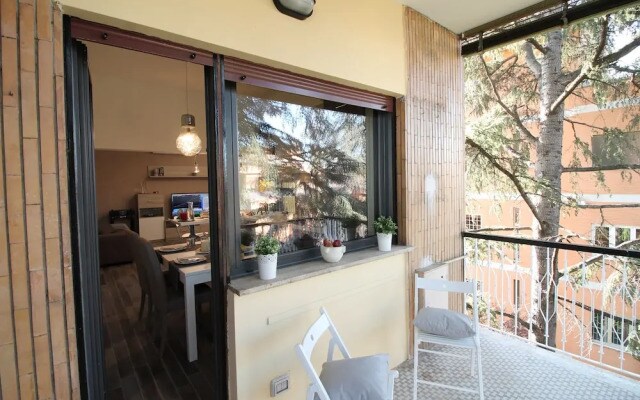 Large 3BR Eur Apartment
