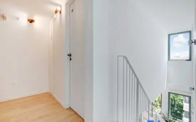 Room 905 in a premium residence- Sport/Lavatory