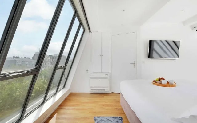 Exceptional Triplex With Terrace - Montmartre