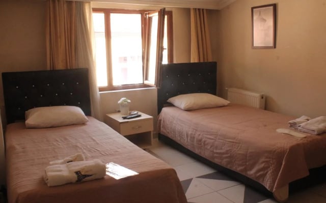 Kral Mert Hotel