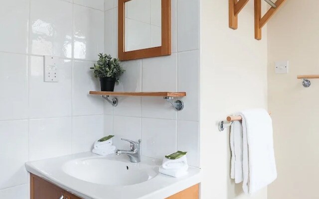Trendy 3BR Flat in Notting Hill