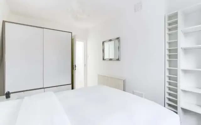 Sunny & Stylish 2bed Duplex in Maida Vale