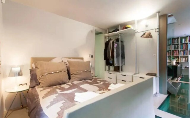 Luxury penthouse on Old Street