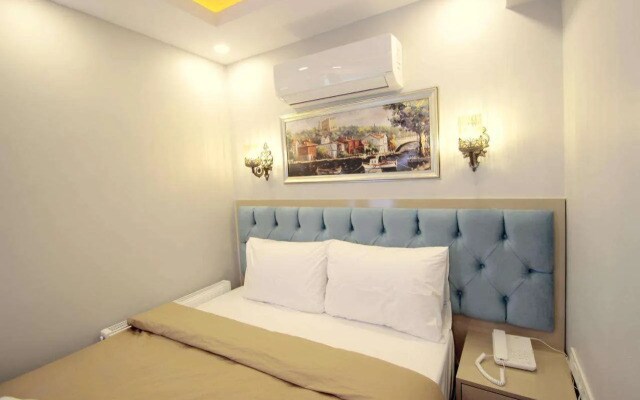 Hira Hotel