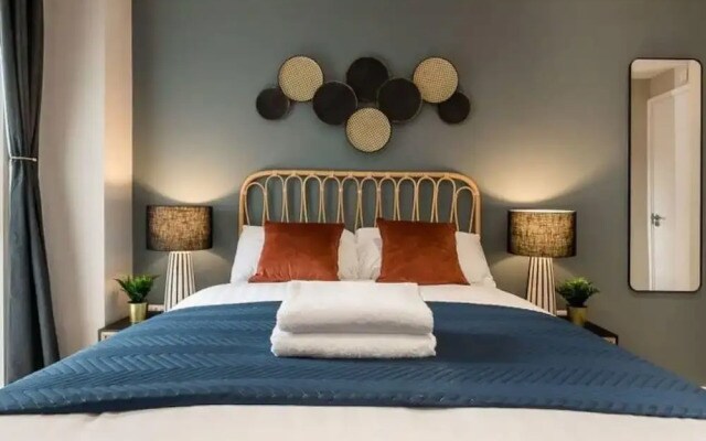 Host Apartments Duke Street Abode