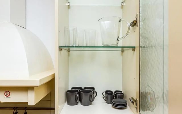 Majestic 1BD Old Town Apartment by Hostlovers