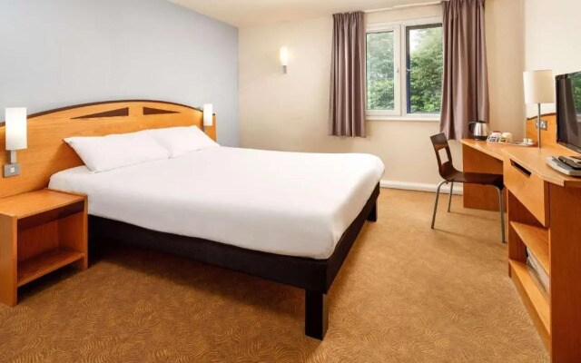 Ibis Preston North Hotel