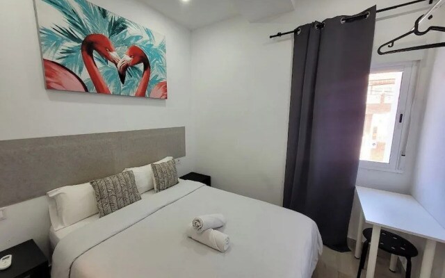 AYZ Silvela - Auto check-in property