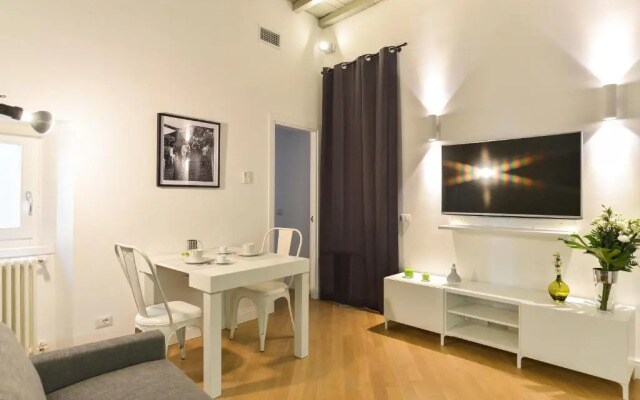 Pantheon Apartments
