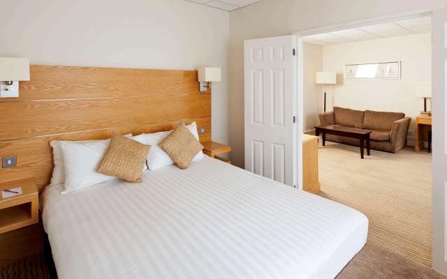 Mercure Hull Grange Park Hotel
