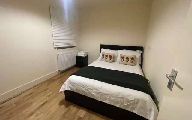 2 Bed Apartment/ Tower Bridge / Big Ben /the Shard