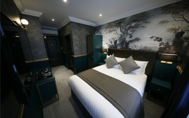 The Portico Hotel
