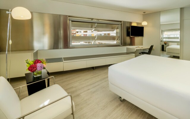 NH Collection Barcelona Constanza