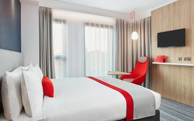 Holiday Inn Express London - Ealing by IHG