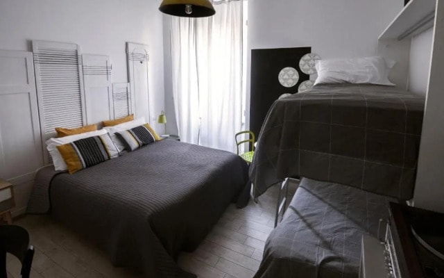 B&B Room of Arts