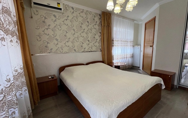 Камелия (Вардане)