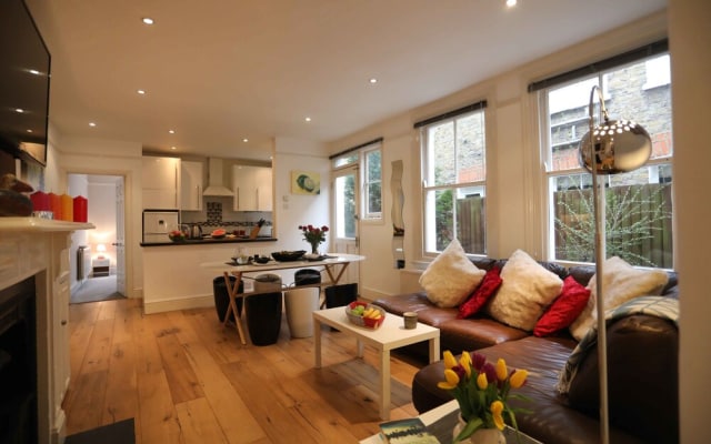 Huge 3 Bed Garden Flat