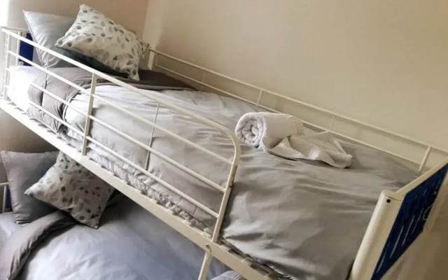 Manor 3bed House With Garden