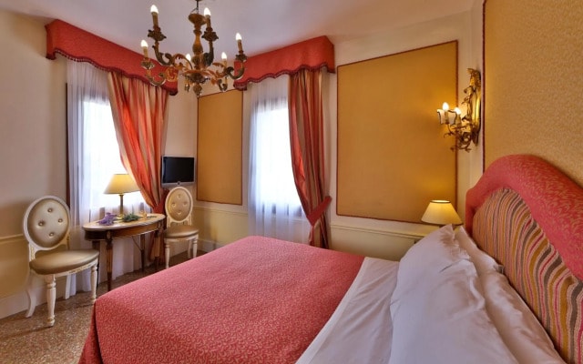 Hotel Arlecchino