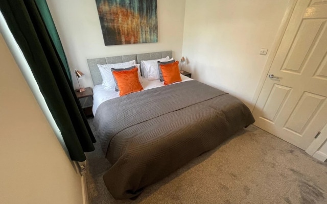 3 Bedroom New House with WiFi
