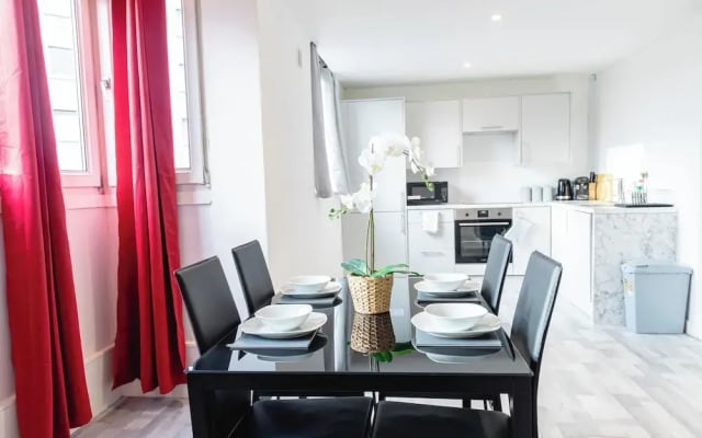 2 Bedrooms-4 Guests-babycot-wifi-freeparking