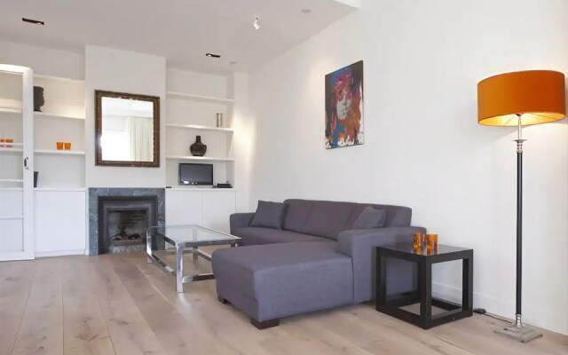 Kees Apartments
