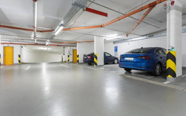 Yellow apartment with PARKING