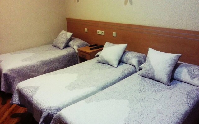 Hostal Avenida