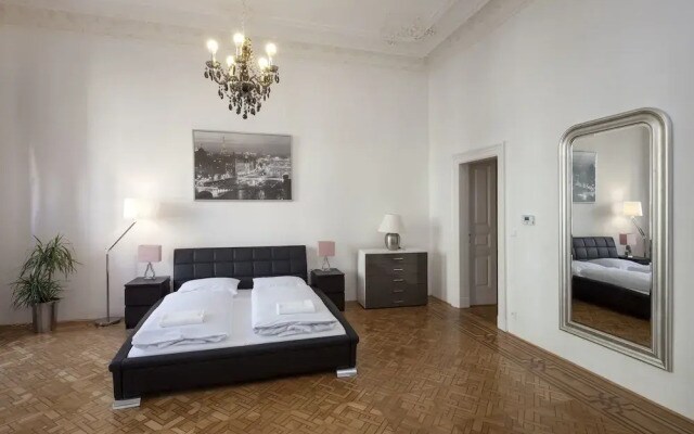 Capital Apartments City