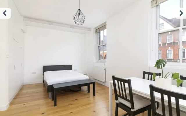 Contemporary Studio Near Spitalfields Market