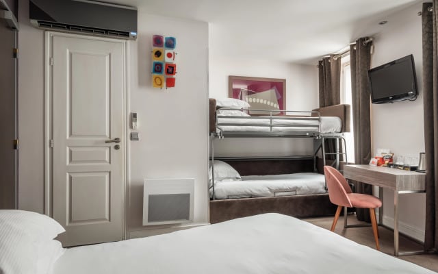 Hotel Arc de Triomphe