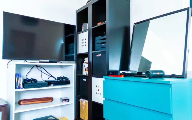 Charming Studio Near Louvres