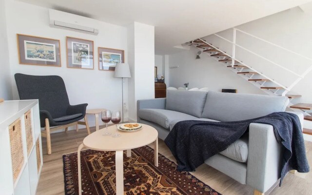 Sea View Sunny Duplex