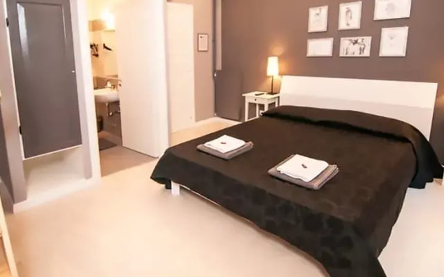 S.2 - Rooms of Colors B&B