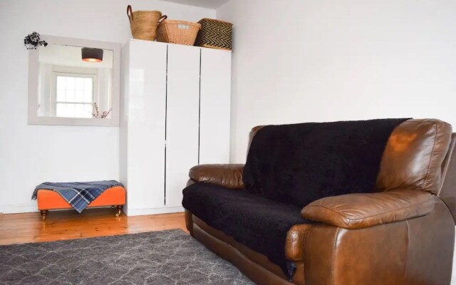 Stylish 1 Bedroom Flat In South Kensington