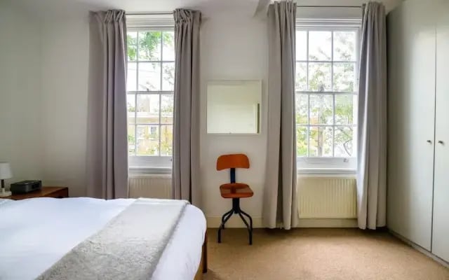 3 Bedroom House in De Beauvoir Town
