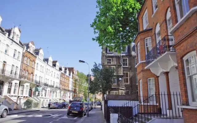 The London Agent - West Kensington III