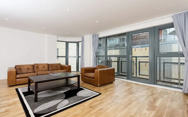 Spacious Flat With View of the Shard