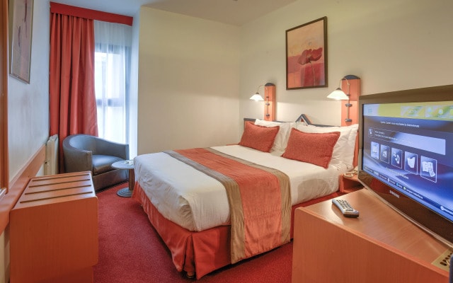 Opera Cadet Hotel