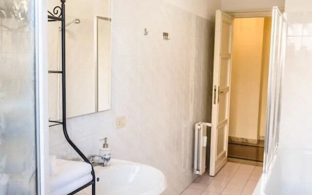 Re Di Roma Home