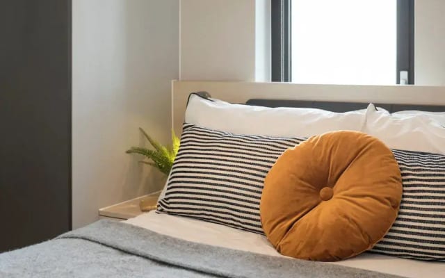 StayCozy Studio Apartments in Croydon
