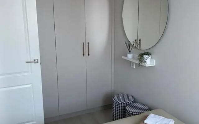 Modern and cozy apartment near the sea